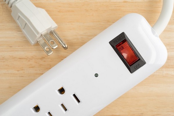Efficient Maple Valley whole house surge protector in WA near 98038